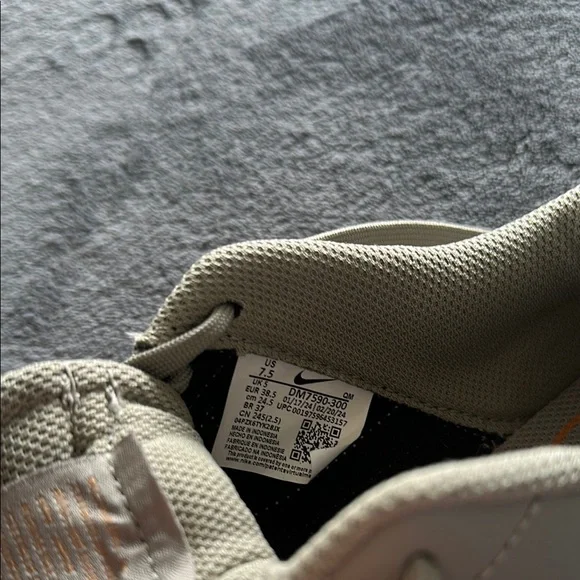 Nike Gray and White Casual Sneakers - Picture 2 of 2